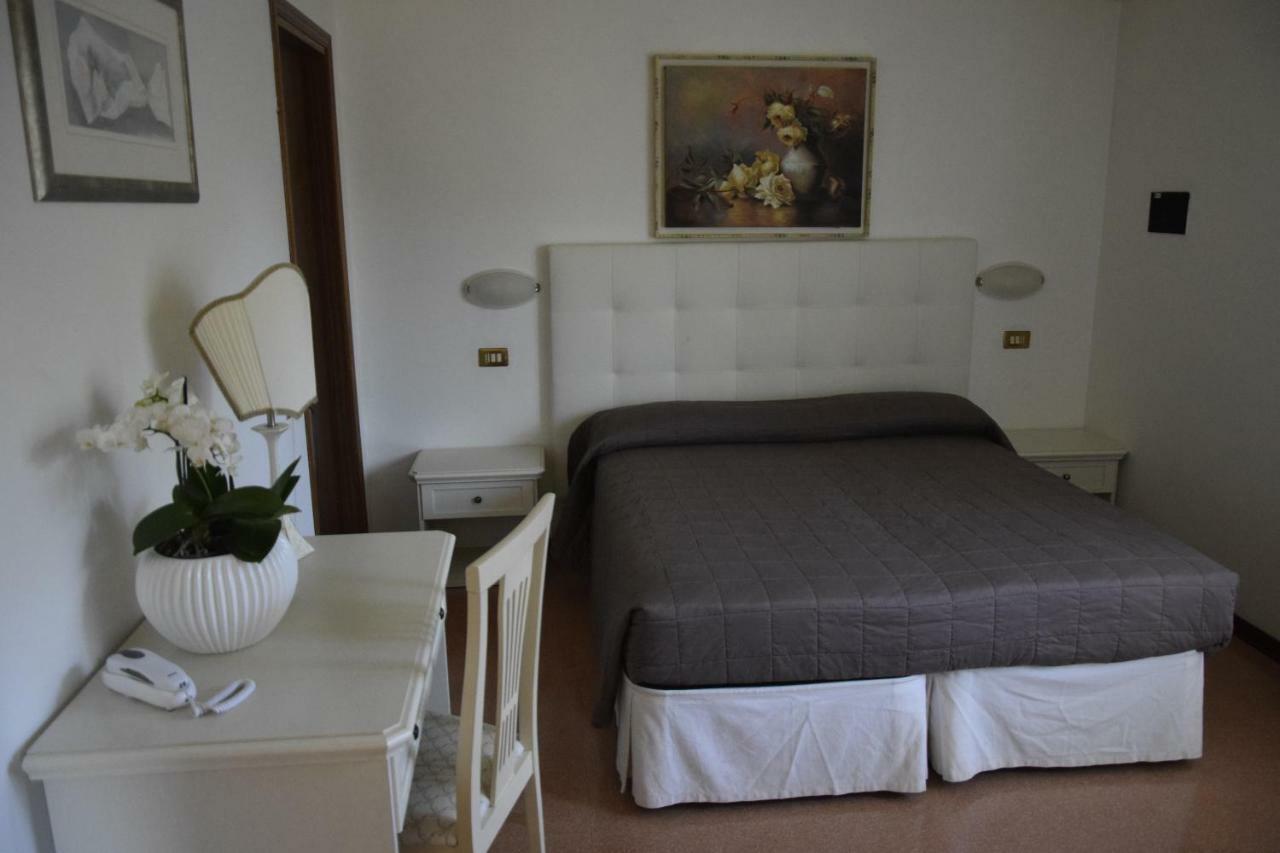 Hotel Marilu Eraclea Mare Luaran gambar
